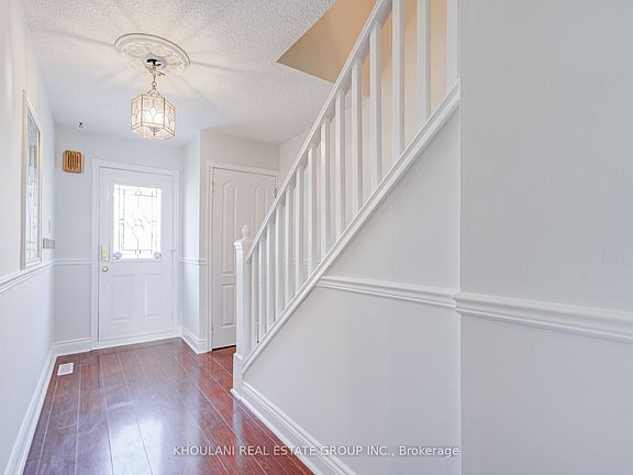 5th image of 1055 Shawnmarr Rd #207