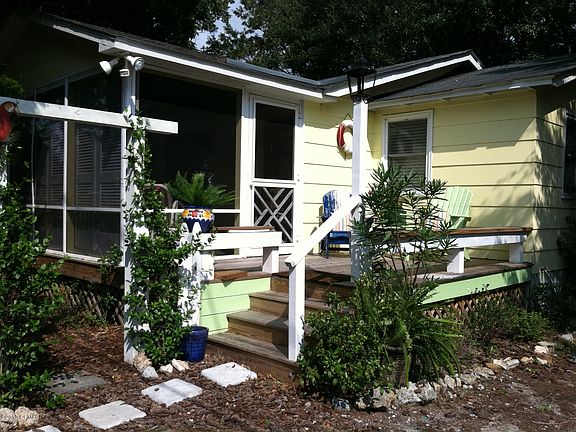 3rd image of 908 B SHEPARD Street