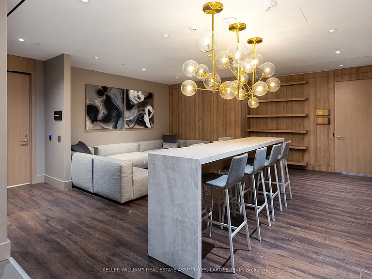 21 Park St E #603 — Photo 29