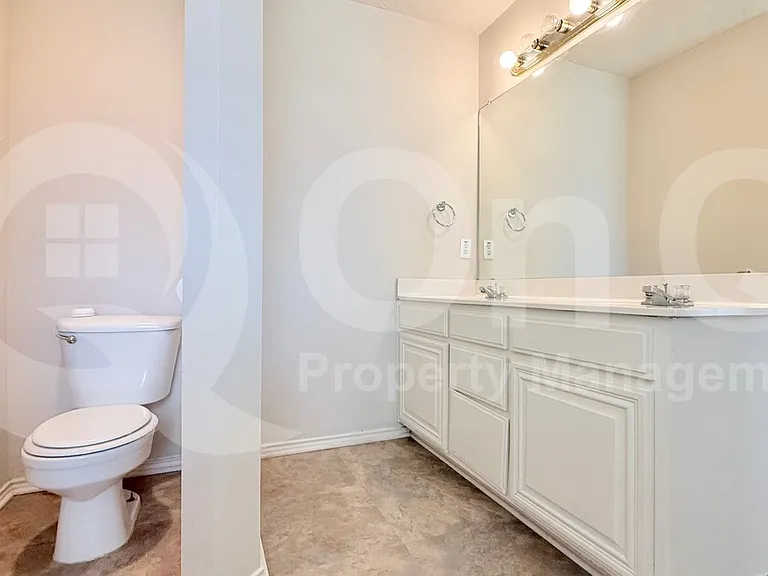 8001 Mourning Dove Dr — Photo 32