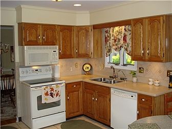 Tastefully updated kitchen