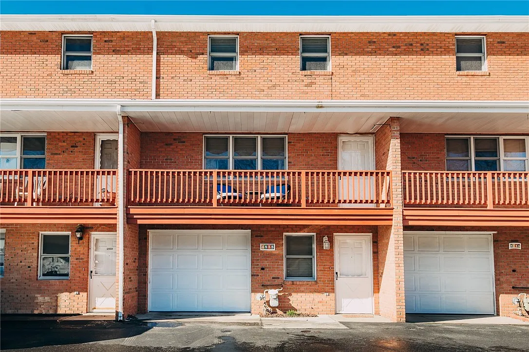 4858 Lucerne Rd photo 1