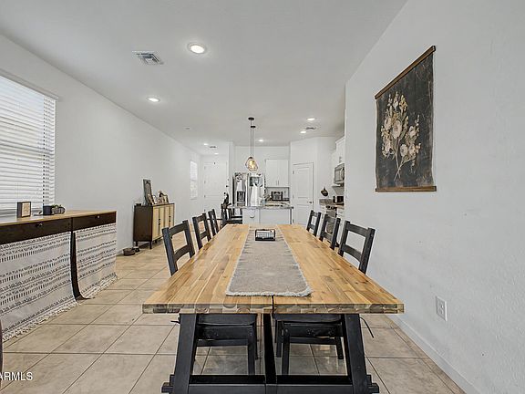 4th image of 40010 W CAHILL Drive