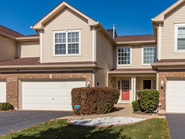 352 Gladstone Ln, Elgin, IL 60120