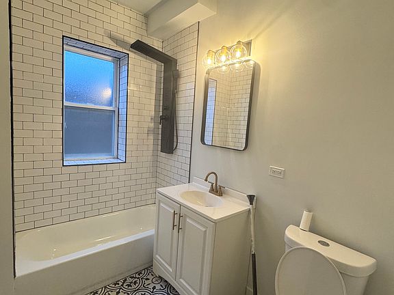 5th image of 2601 E 78th St #1