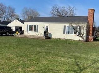 8215 Eaton Rapids Rd, Springport, MI 49284