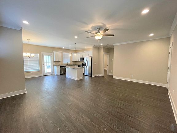 4th image of 8194 Double Eagle Ct