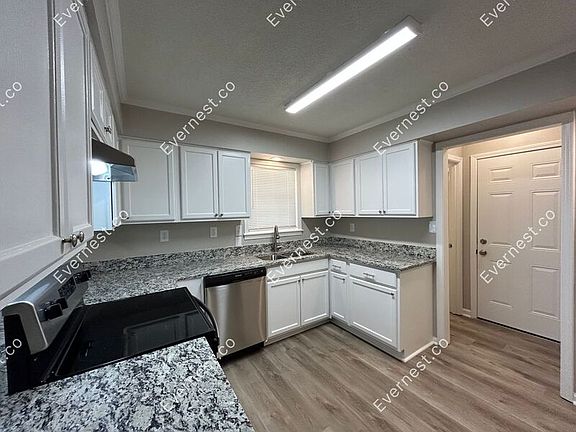 2nd image of 8015 Whitebrook Dr