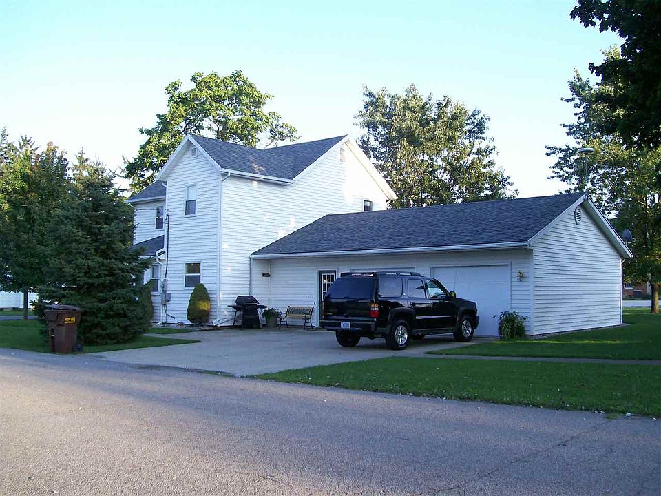 2nd image of 402 W Green St
