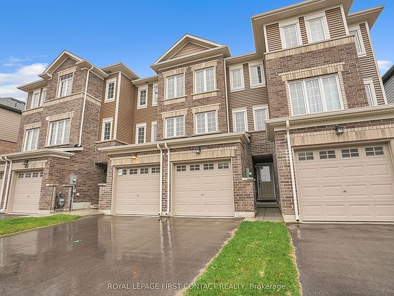 2nd image of 49 Pumpkin Corner Cres