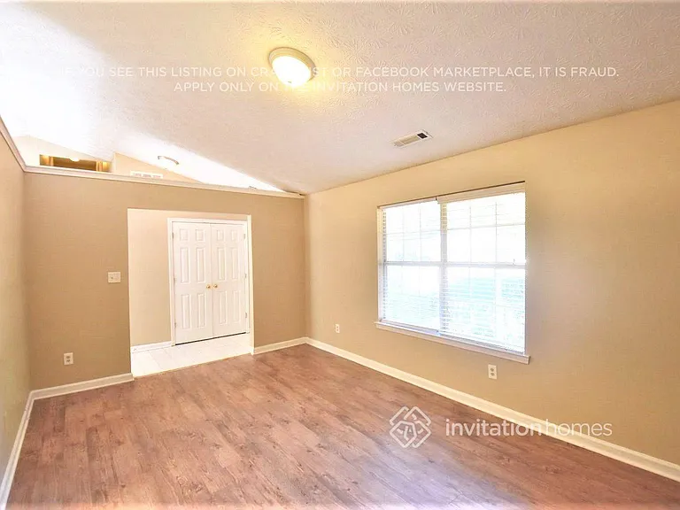 112 Old Hickory Point — Photo 3