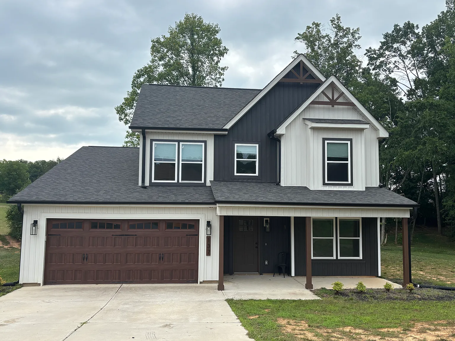 137 Woodstone Ln — Photo 1