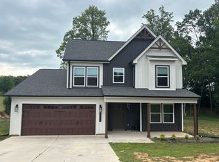 137 Woodstone Ln, Statesville, NC 28625