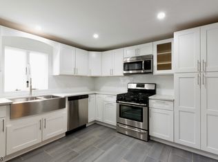 54 Madison St, Morristown, NJ 07960