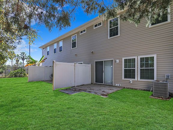 4th image of 12315 Mangrove Forest Ct