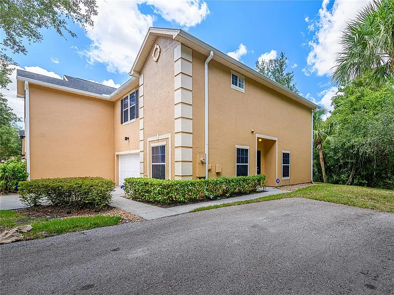 16322 Parkstone Palms Ct — Photo 27