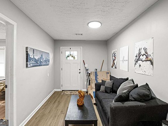 2nd image of 1128 Fair St SW