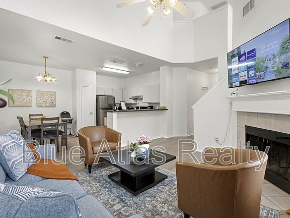 3rd image of 1081 Enfilar Ln