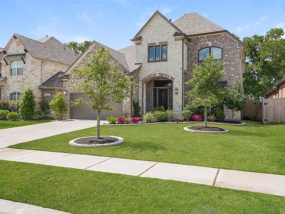 2nd image of 1631 Pecan Branch Dr