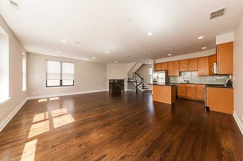 5th image of 1750 N Campbell Ave Unit C