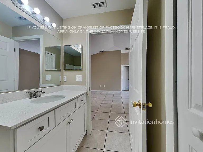 465 Gannet Ct — Photo 13