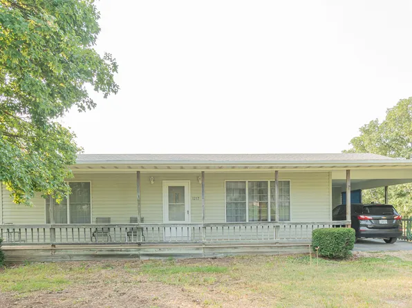 1217 Farm Rd 1060, Monett, MO 65708
