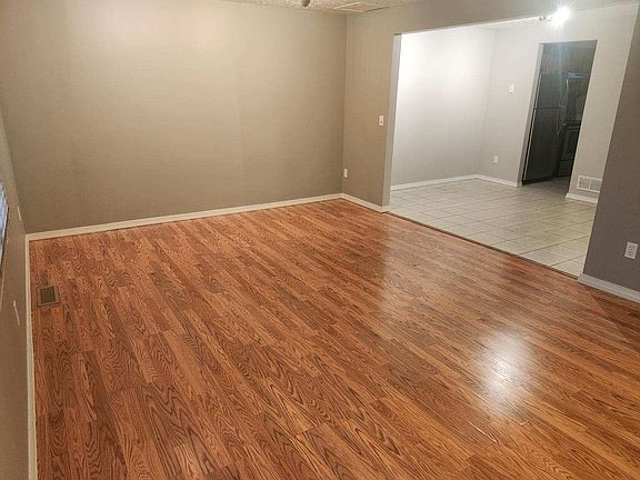 5th image of 231 E Commons Dr #231
