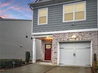 1884 Plainsboro Dr, Lithonia, GA