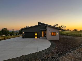 2033 Quiver St, Copperopolis, CA 95228