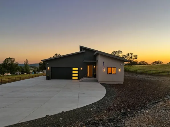 2033 Quiver St, Copperopolis, CA 95228