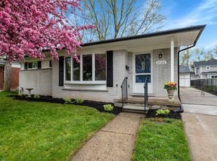 1122 Woodlawn Ave, Royal Oak, MI