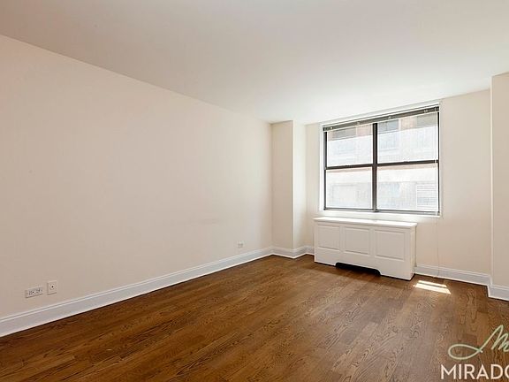 4th image of 330 E 39th St APT 9P