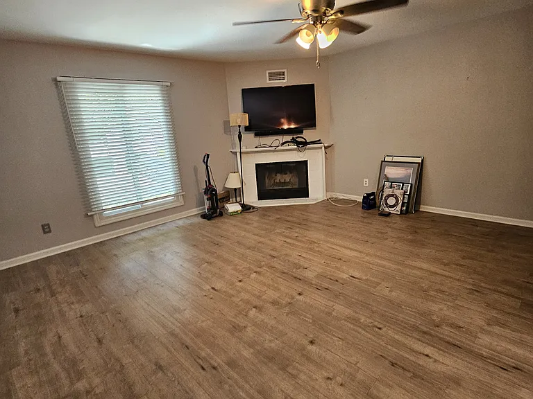 4750 Westwind Ct — Photo 6