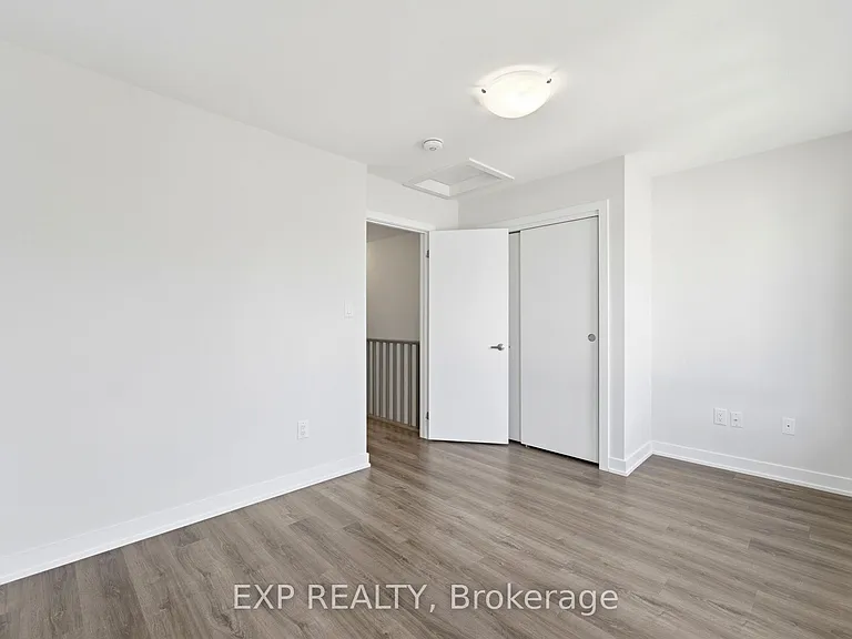 19 Markle Cres — Photo 26