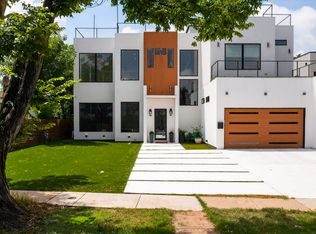 3946 N Cresthaven Rd, Dallas, TX 75209