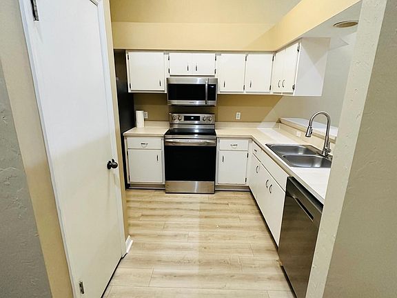 4th image of 4700 SW Archer Rd
