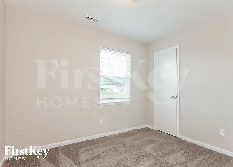 1320 Eagles Landing Dr — Photo 11