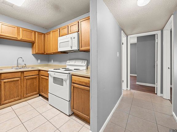 3rd image of 1724 S Brightside View Dr APT I