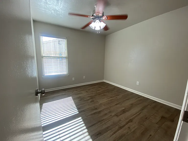 3714 Lasalle Dr — Photo 23