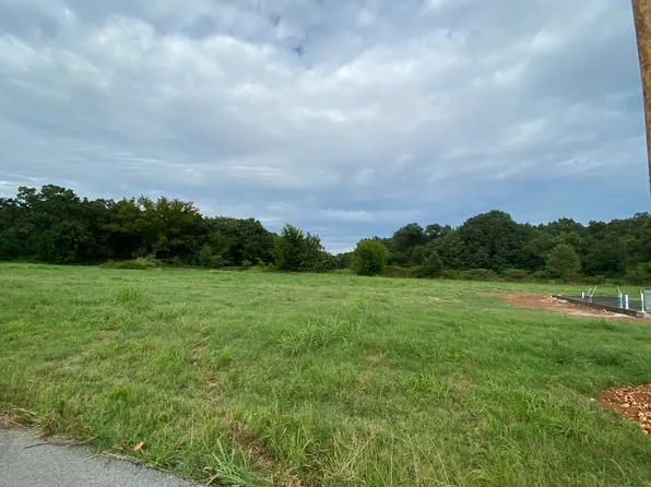 35788 Highland Dr, Langley, OK 74350