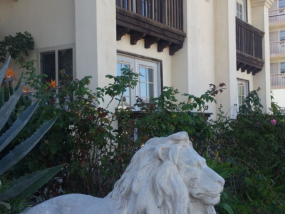 1st image of 4991 Santa Cruz Ave