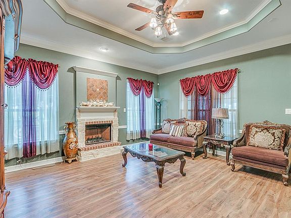 4th image of 32803 S Red Leaf Ln