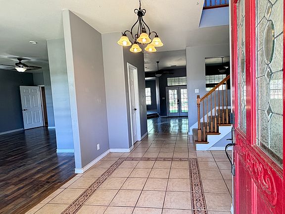 3rd image of 10565 Briggs