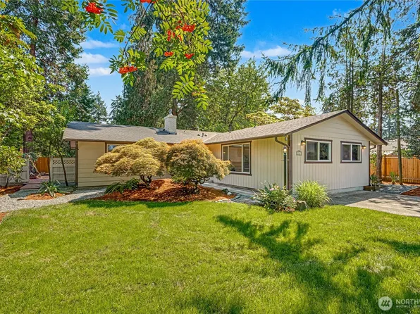 1121 Military Road E, Tacoma, WA 98445