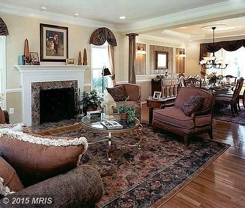 Columbia Living Room-Dining Room