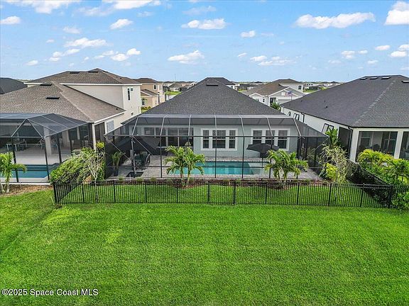 4th image of 9074 Telica Pl