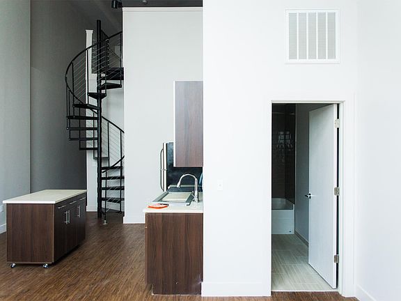 3rd image of 1100 3rd Ave APT 12