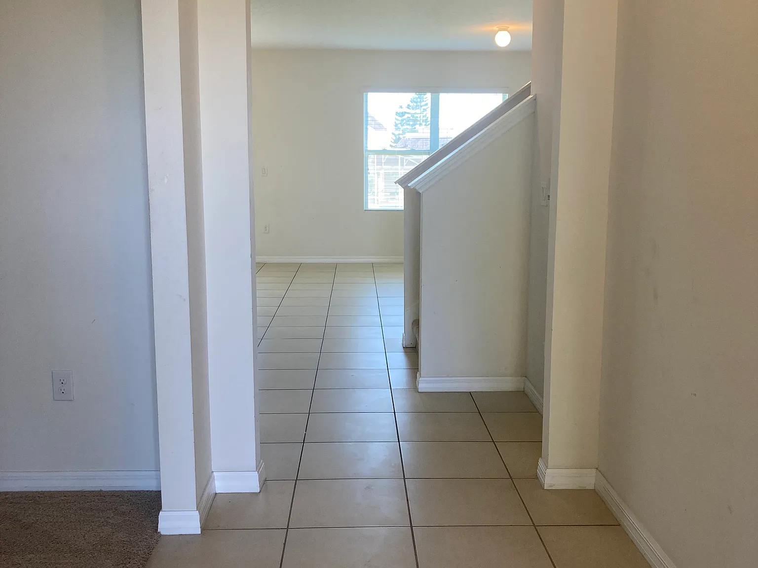 5 bed, 2600 sqft, $2,395 — Photo 2
