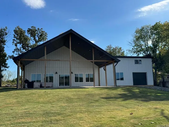 1357 E Tri Lakes Dr, Horseshoe Bend, AR 72512