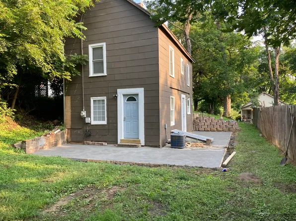 1610 Atchison St, Atchison, KS 66002